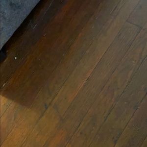 Meet your Posher, Juliette